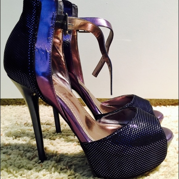 bebe platform stilettos - Picture 1 of 5